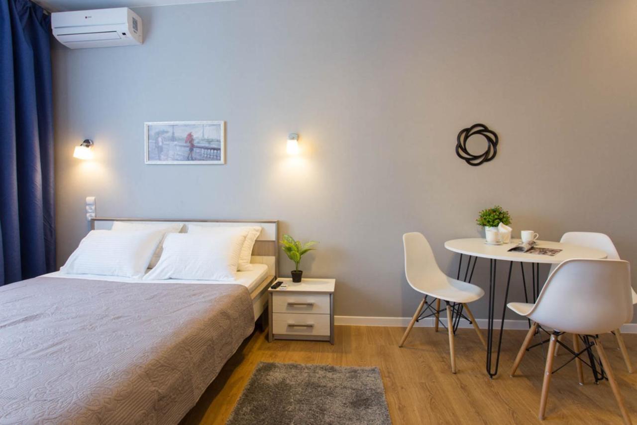 New Studio, Metro Yaroslava Mudroho And Universytet - Chernyshevska Str 95-3 Charkov Buitenkant foto